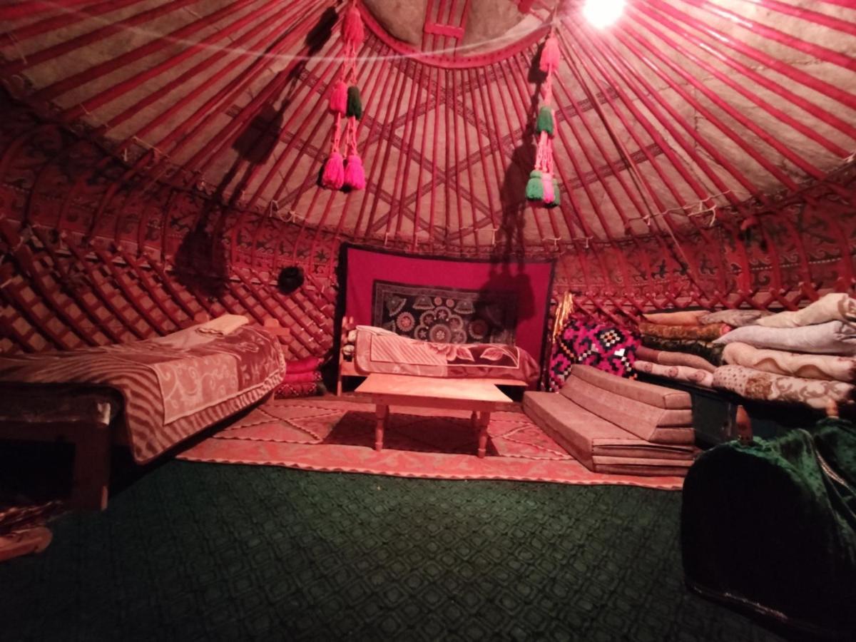 Karakol Yurt Lodge Kültér fotó