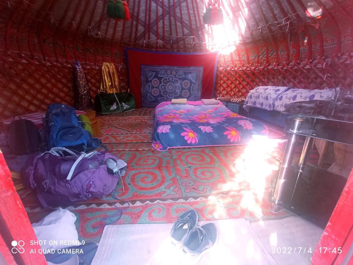 Karakol Yurt Lodge Kültér fotó